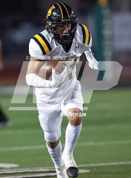 Thumbnail 3 in Thousand Oaks vs Newbury Park photogallery.