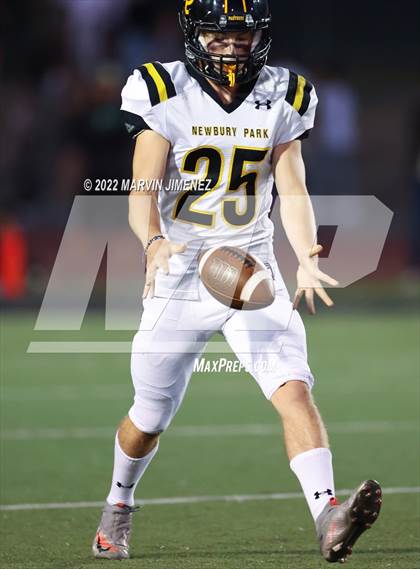 Thumbnail 2 in Thousand Oaks vs Newbury Park photogallery.