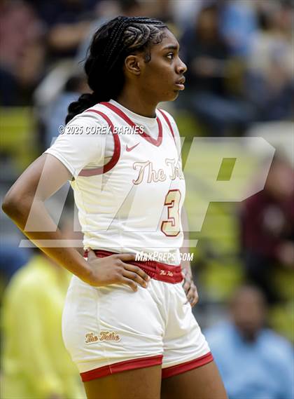 Thumbnail 2 in Marist vs. Creekside (GHSA 4A Final Four) photogallery.