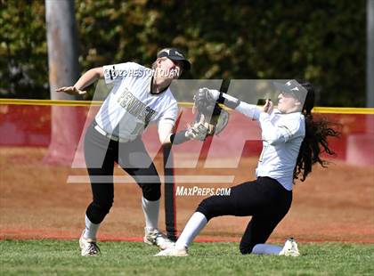 Thumbnail 1 in La Serna vs. Peninsula (Alan Dugard Classic) photogallery.