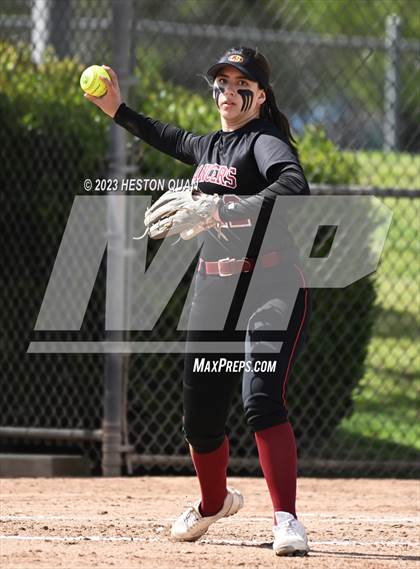 Thumbnail 3 in La Serna vs. Peninsula (Alan Dugard Classic) photogallery.
