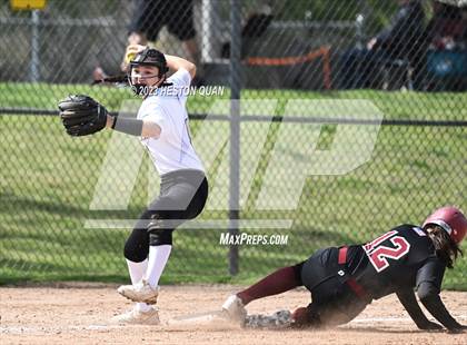 Thumbnail 2 in La Serna vs. Peninsula (Alan Dugard Classic) photogallery.