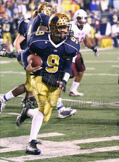 Thumbnail 2 in Aquinas Institute vs. Sweet Home (NYSPHSAA Class A West Semifinal) photogallery.