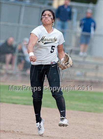 Thumbnail 3 in Valley Christian vs. Archbishop Mitty (CIF CCS D2 Final) photogallery.