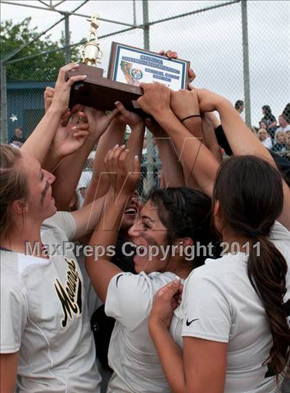 Thumbnail 1 in Valley Christian vs. Archbishop Mitty (CIF CCS D2 Final) photogallery.