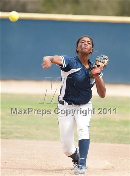 Thumbnail 2 in Valley Christian vs. Archbishop Mitty (CIF CCS D2 Final) photogallery.