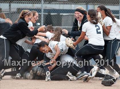 Thumbnail 3 in Valley Christian vs. Archbishop Mitty (CIF CCS D2 Final) photogallery.