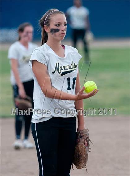 Thumbnail 3 in Valley Christian vs. Archbishop Mitty (CIF CCS D2 Final) photogallery.
