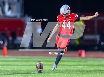 Thumbnail 2 in Bishop Miege vs. Tonganoxie (KSHSAA 4A East Regional) photogallery.