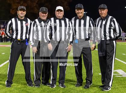 Thumbnail 1 in Bishop Miege vs. Tonganoxie (KSHSAA 4A East Regional) photogallery.