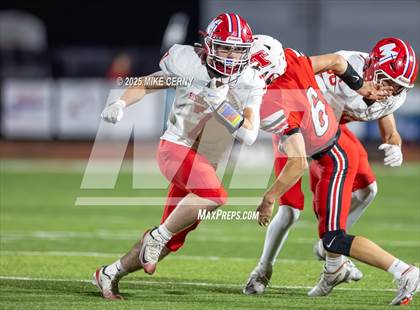 Thumbnail 2 in Bishop Miege vs. Tonganoxie (KSHSAA 4A East Regional) photogallery.