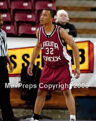 Thumbnail 2 in Laguna Creek vs. Jesuit (SJS D2 Final) photogallery.