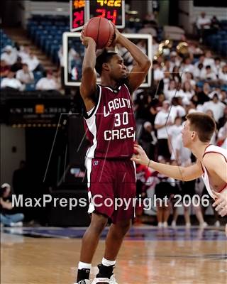 Thumbnail 2 in Laguna Creek vs. Jesuit (SJS D2 Final) photogallery.