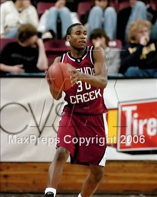 Thumbnail 2 in Laguna Creek vs. Jesuit (SJS D2 Final) photogallery.
