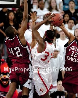 Thumbnail 1 in Laguna Creek vs. Jesuit (SJS D2 Final) photogallery.