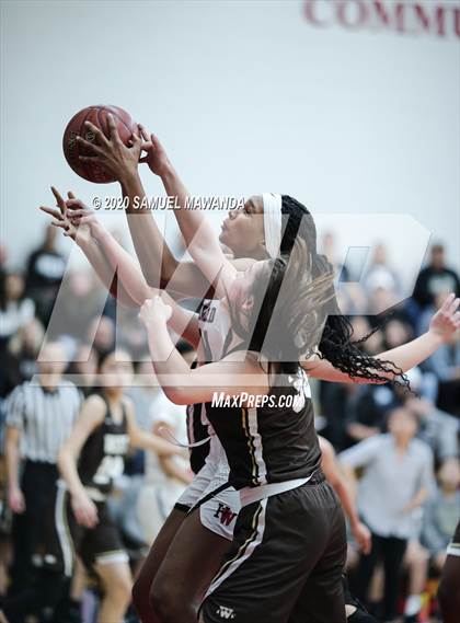 Thumbnail 1 in West @ Harvard-Westlake (CIF SS D1 Semifinal) photogallery.