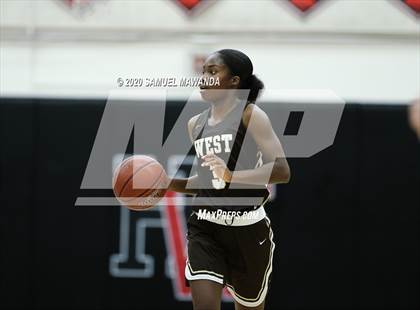 Thumbnail 2 in West @ Harvard-Westlake (CIF SS D1 Semifinal) photogallery.