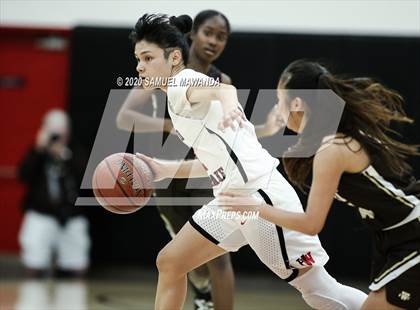 Thumbnail 1 in West @ Harvard-Westlake (CIF SS D1 Semifinal) photogallery.