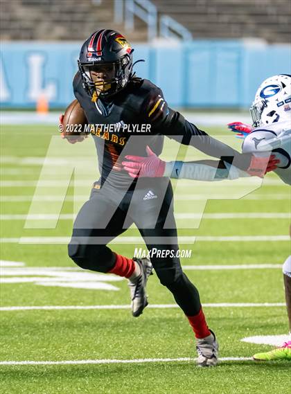 Thumbnail 1 in New Bern vs. Grimsley (NCHSAA 4A Final) (1 of 2 - the Game) photogallery.