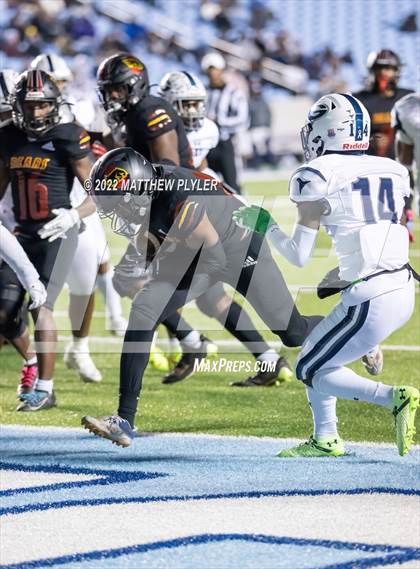 Thumbnail 2 in New Bern vs. Grimsley (NCHSAA 4A Final) (1 of 2 - the Game) photogallery.