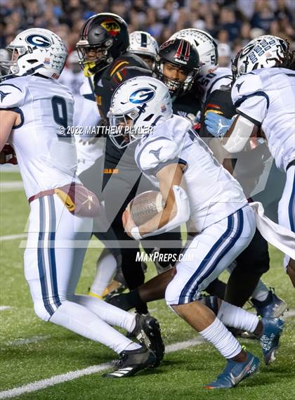 Thumbnail 2 in New Bern vs. Grimsley (NCHSAA 4A Final) (1 of 2 - the Game) photogallery.