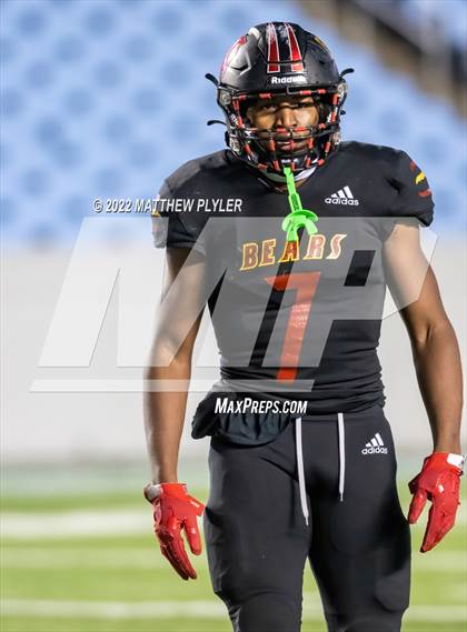 Thumbnail 1 in New Bern vs. Grimsley (NCHSAA 4A Final) (1 of 2 - the Game) photogallery.