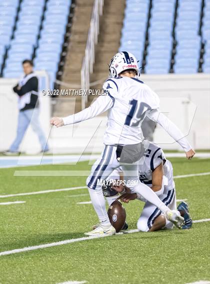 Thumbnail 1 in New Bern vs. Grimsley (NCHSAA 4A Final) (1 of 2 - the Game) photogallery.