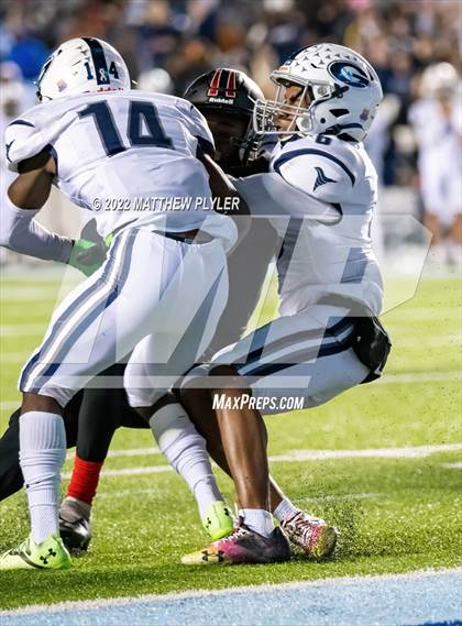 Thumbnail 3 in New Bern vs. Grimsley (NCHSAA 4A Final) (1 of 2 - the Game) photogallery.