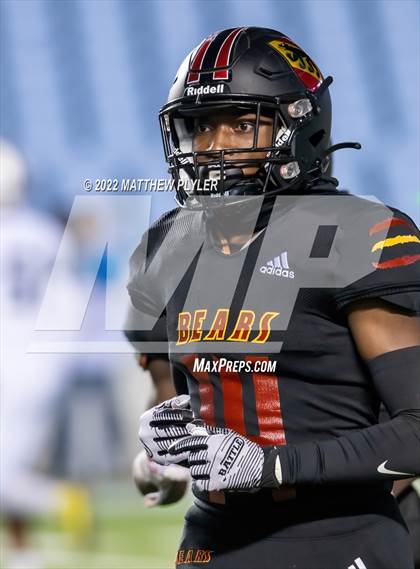 Thumbnail 2 in New Bern vs. Grimsley (NCHSAA 4A Final) (1 of 2 - the Game) photogallery.