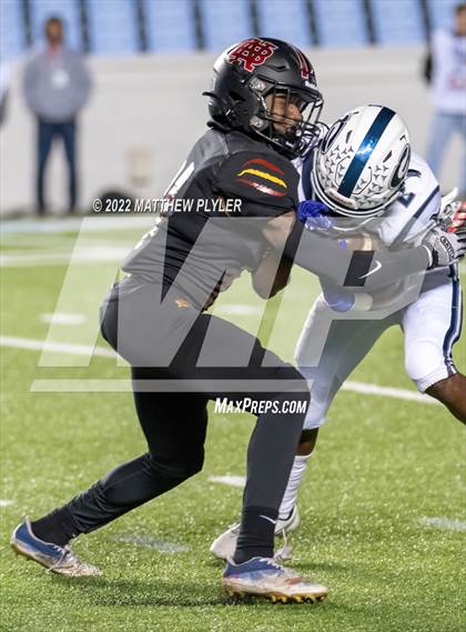 Thumbnail 3 in New Bern vs. Grimsley (NCHSAA 4A Final) (1 of 2 - the Game) photogallery.