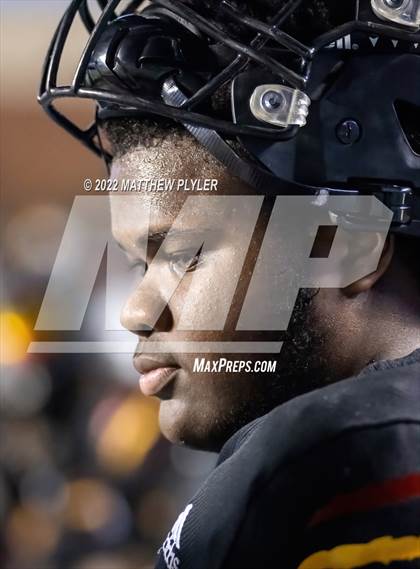 Thumbnail 1 in New Bern vs. Grimsley (NCHSAA 4A Final) (1 of 2 - the Game) photogallery.