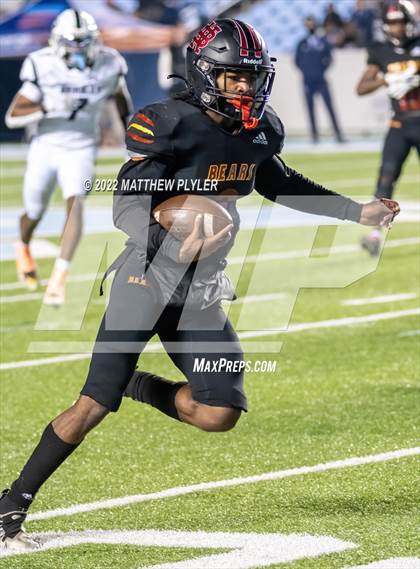 Thumbnail 1 in New Bern vs. Grimsley (NCHSAA 4A Final) (1 of 2 - the Game) photogallery.