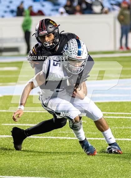 Thumbnail 3 in New Bern vs. Grimsley (NCHSAA 4A Final) (1 of 2 - the Game) photogallery.