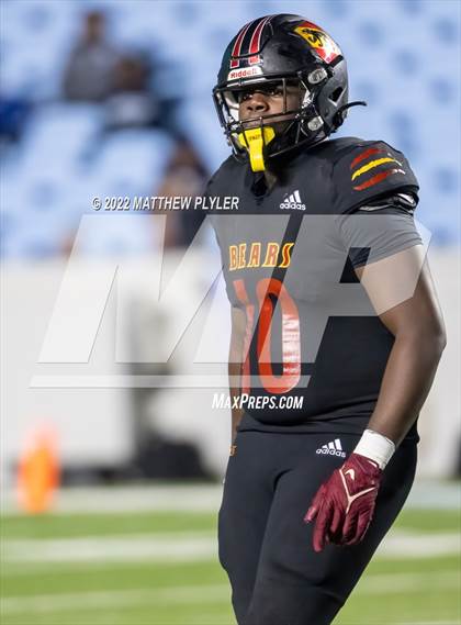 Thumbnail 3 in New Bern vs. Grimsley (NCHSAA 4A Final) (1 of 2 - the Game) photogallery.