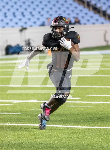Thumbnail 2 in New Bern vs. Grimsley (NCHSAA 4A Final) (1 of 2 - the Game) photogallery.