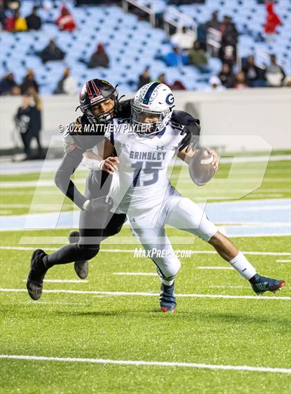 Thumbnail 1 in New Bern vs. Grimsley (NCHSAA 4A Final) (1 of 2 - the Game) photogallery.