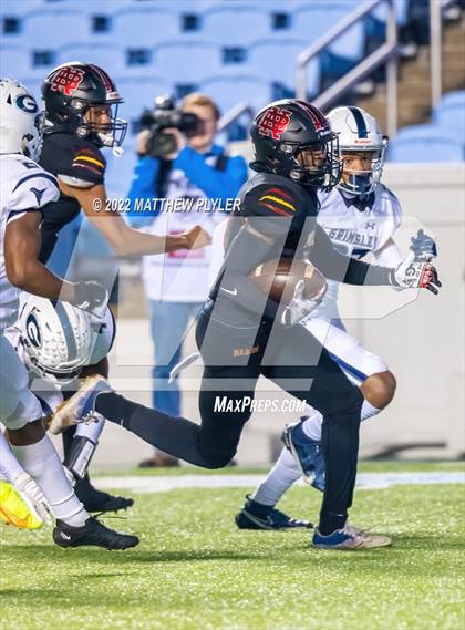 Thumbnail 1 in New Bern vs. Grimsley (NCHSAA 4A Final) (1 of 2 - the Game) photogallery.