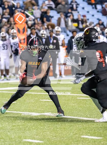 Thumbnail 3 in New Bern vs. Grimsley (NCHSAA 4A Final) (1 of 2 - the Game) photogallery.