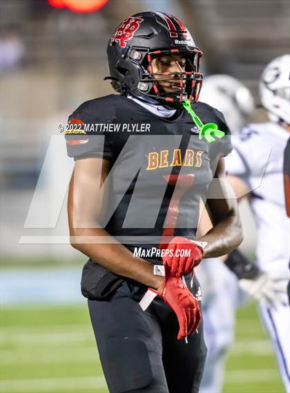 Thumbnail 2 in New Bern vs. Grimsley (NCHSAA 4A Final) (1 of 2 - the Game) photogallery.