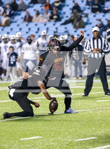 Thumbnail 2 in New Bern vs. Grimsley (NCHSAA 4A Final) (1 of 2 - the Game) photogallery.