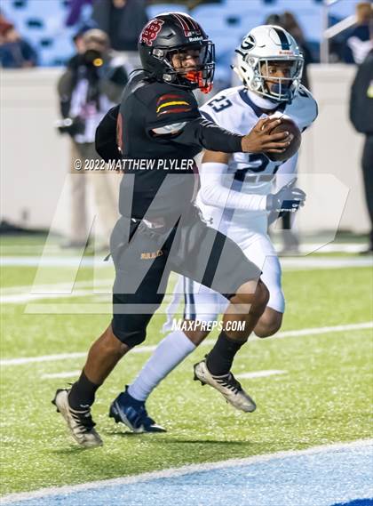 Thumbnail 1 in New Bern vs. Grimsley (NCHSAA 4A Final) (1 of 2 - the Game) photogallery.
