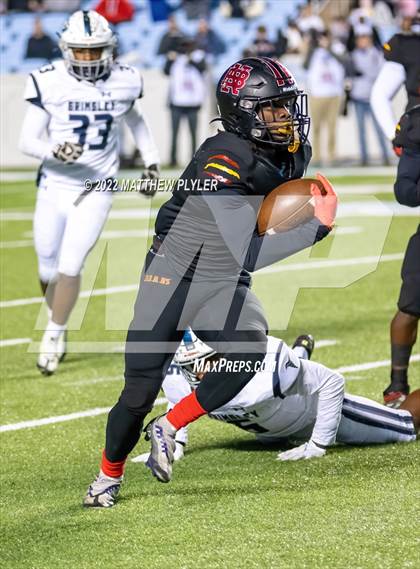 Thumbnail 3 in New Bern vs. Grimsley (NCHSAA 4A Final) (1 of 2 - the Game) photogallery.