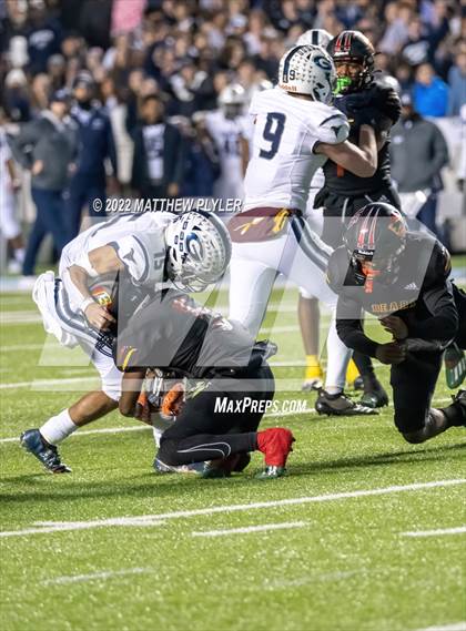 Thumbnail 3 in New Bern vs. Grimsley (NCHSAA 4A Final) (1 of 2 - the Game) photogallery.