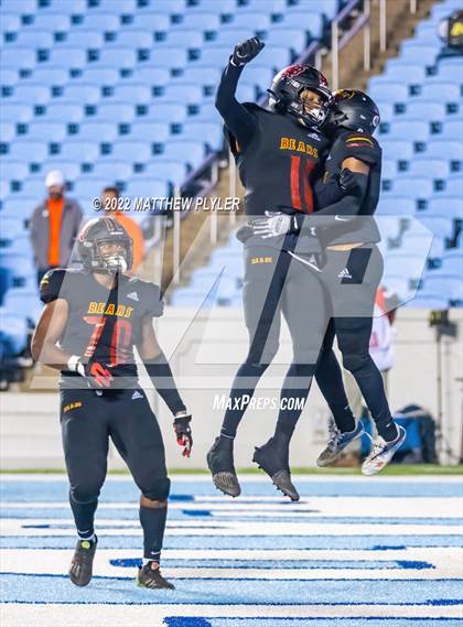 Thumbnail 1 in New Bern vs. Grimsley (NCHSAA 4A Final) (1 of 2 - the Game) photogallery.