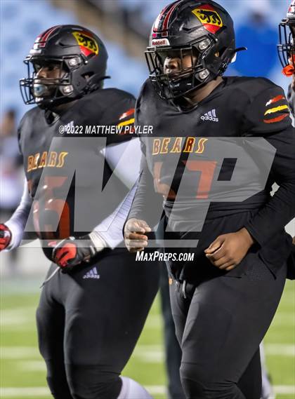 Thumbnail 2 in New Bern vs. Grimsley (NCHSAA 4A Final) (1 of 2 - the Game) photogallery.