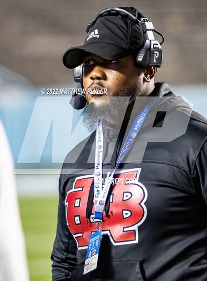 Thumbnail 2 in New Bern vs. Grimsley (NCHSAA 4A Final) (1 of 2 - the Game) photogallery.