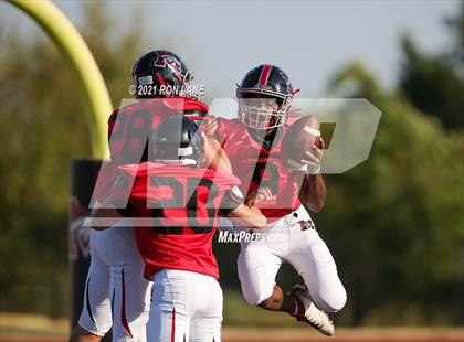 Thumbnail 3 in Norman @ Mustang photogallery.