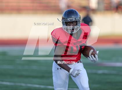 Thumbnail 2 in Norman @ Mustang photogallery.