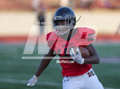 Thumbnail 1 in Norman @ Mustang photogallery.