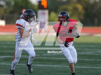 Thumbnail 3 in Norman @ Mustang photogallery.
